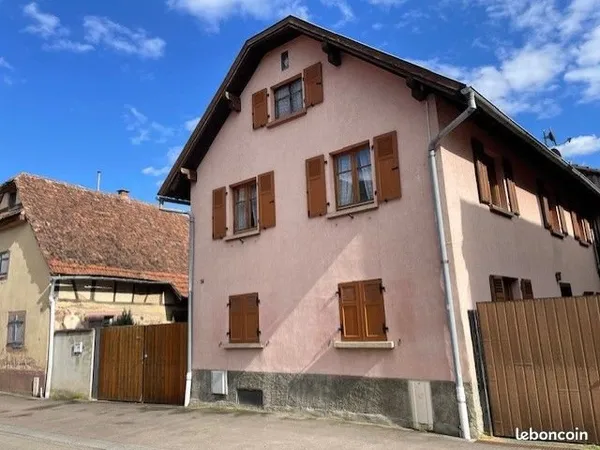 Maison 5 p avec dépendances à Niedernai