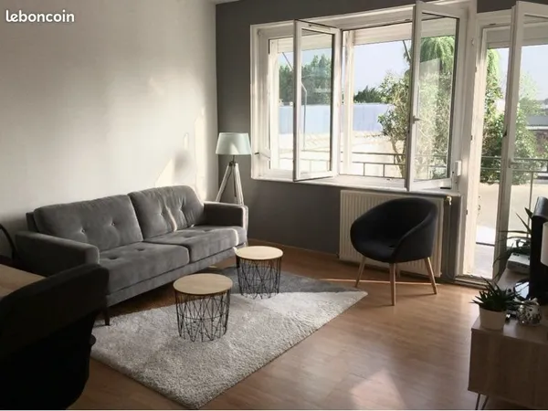 A LOUER Appartement T2 avec balcon, au Coeur du Sart toutes commodités