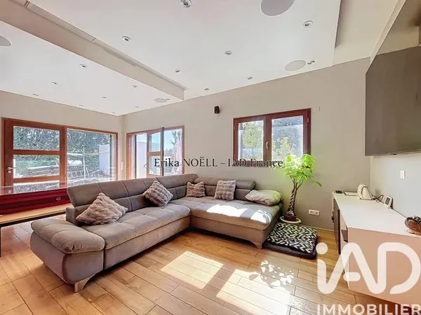 Maison de plain-pied 2 pièces 72 m²