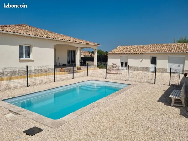 Villa + appartement + piscine