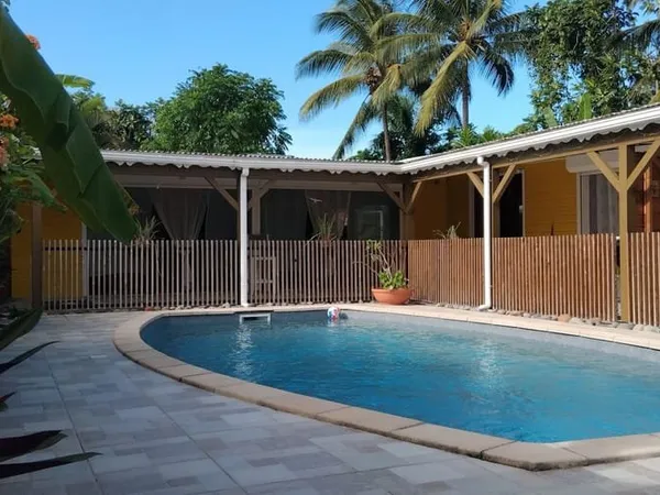 Maison 9 pièces 272 m²