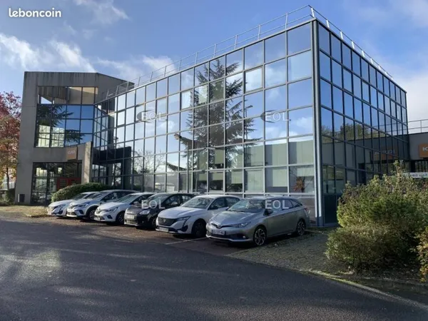 Local d'activité 2 000 m²
