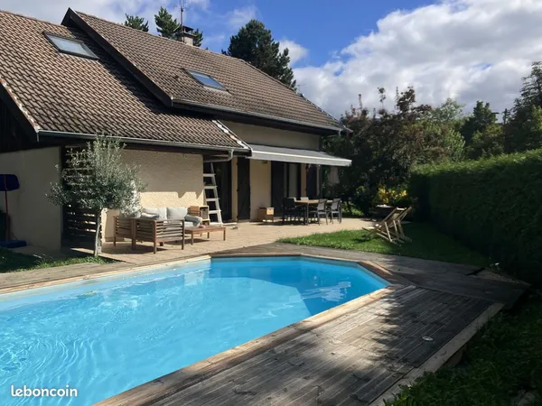 Maison individuelle 130 m² - 4 chambres - Annecy-le-Vieux - Disponible septembre 2026