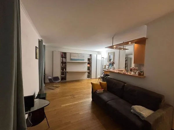 Studio 1 pièce 33 m²
