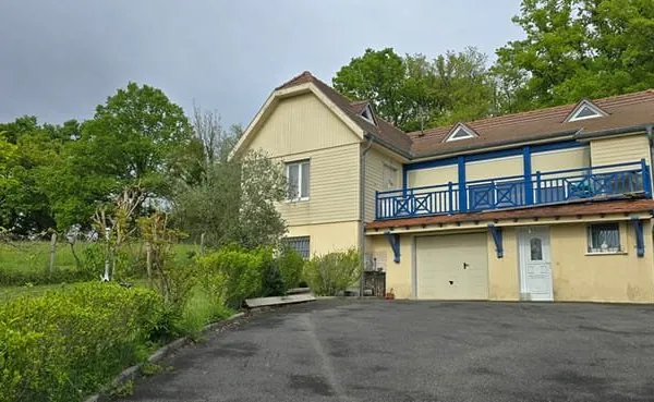 Maison Salies De Bearn 4 pièce(s) 104.2 m2