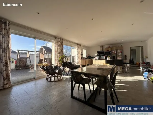 Maison 7 pièces 178 m²