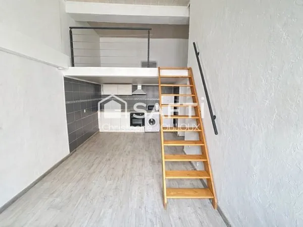 opportunité a saisir T3 avec Mezzanine