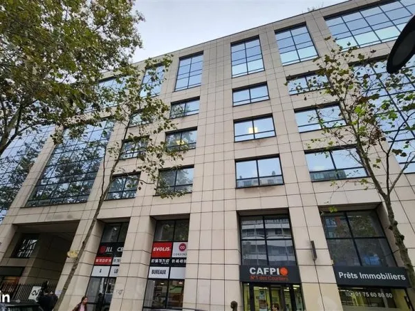 Bureau 453 m²