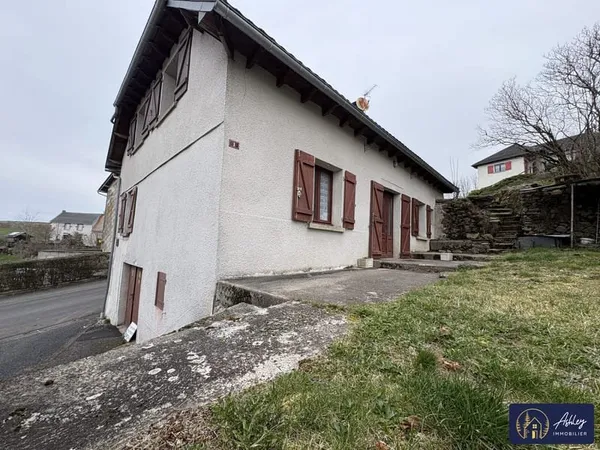 Charmante maison individuelle, au coeur du bourg