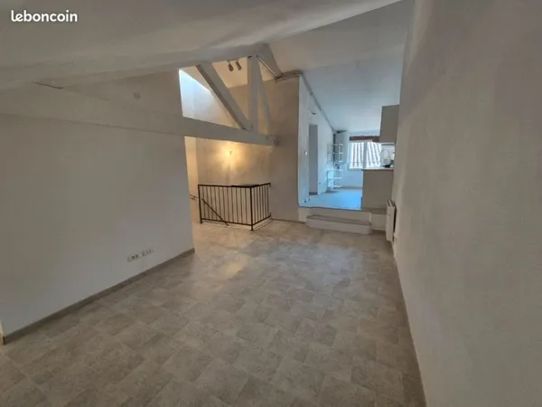 T3 Saint Didier 2ème etage