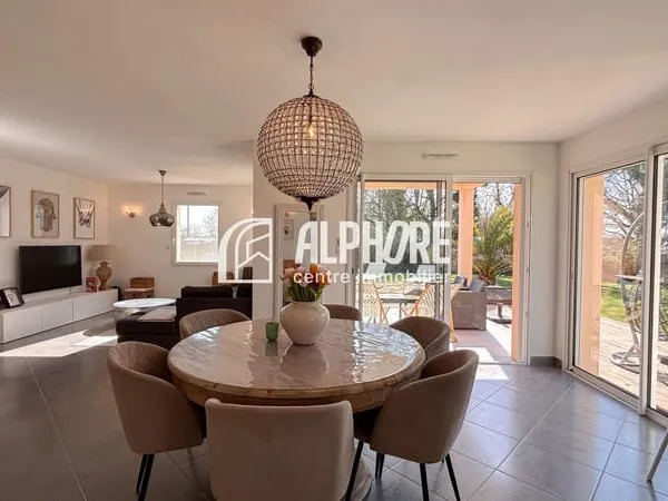 Maison de plain pied 3 chambres 98 m2