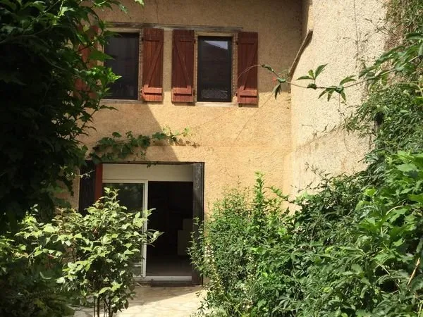 Maison de Ville avec Jardin