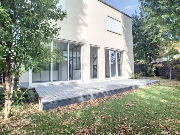 Bureau 180 m²
