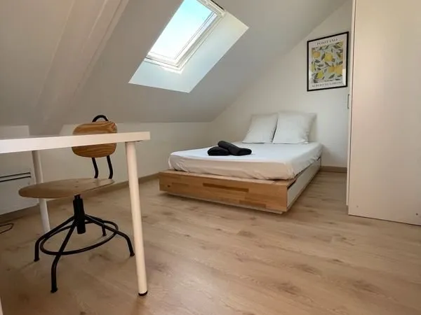 Chambre en colocation / Maison / cholet proche des halles