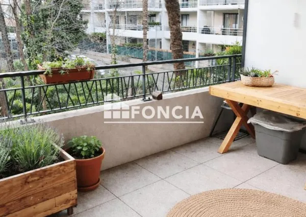 2P 43,74m2 - terrasse - parking - résidence récente de 2016 - proche centre et mer -