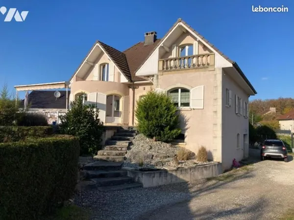 Maison 6 pièces 157 m²