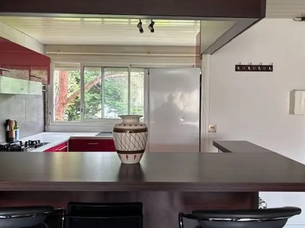 Appartement 6 pièces 105 m²