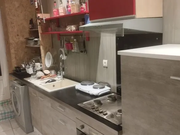 Urgent maison de ville avec garage, jardin et terrasse