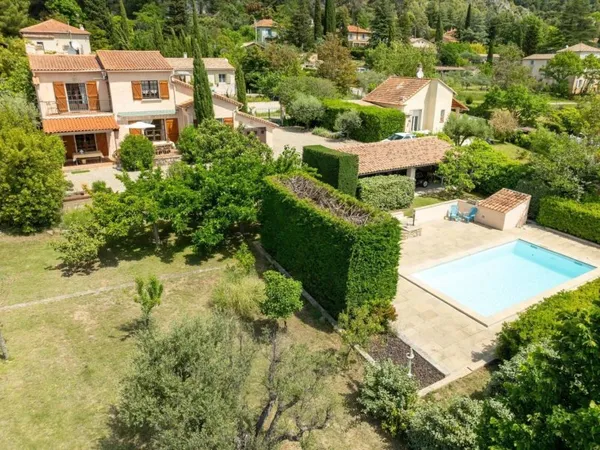 Villa 5 pièces 134 m²