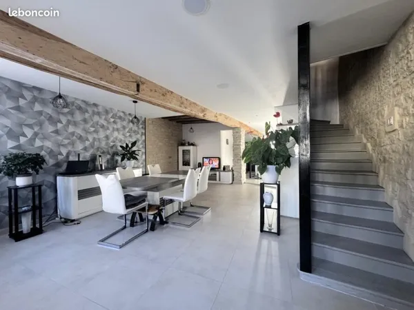 Maison 5 pièces 155 m²