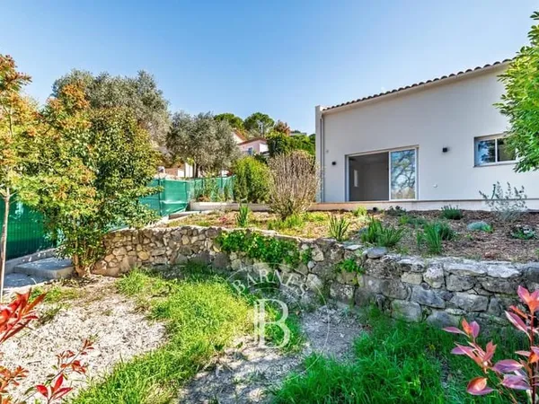 Biot - Les Vignasses - Au calme en position dominante
