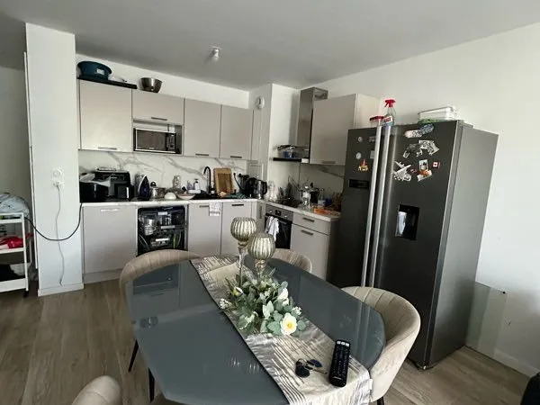 Montfermeil - Beau T3 récent avec balcon, proche T4, hôpital et mairie