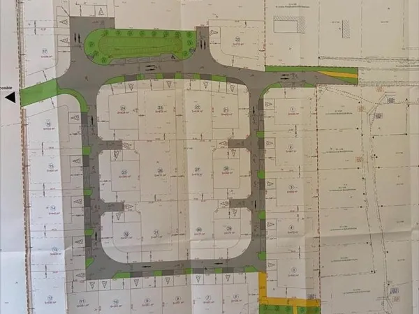 Terrain 351 m²