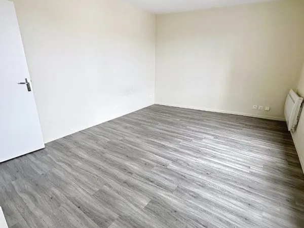 STUDIO TROYES - 1 pièce(s) - 33.41 m2
