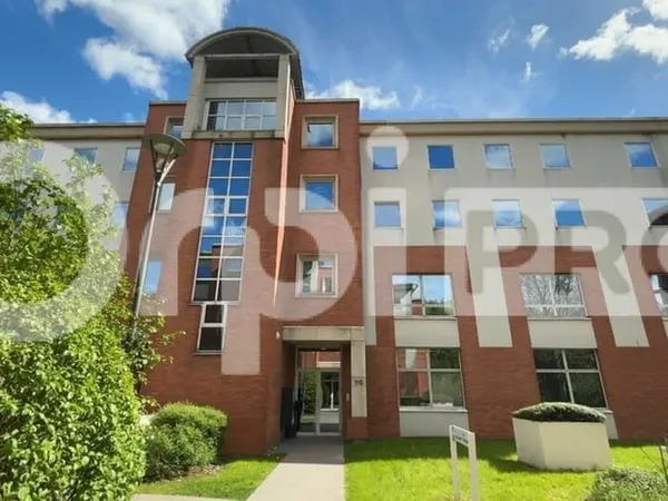Bureaux 7 pièces 3856 m²