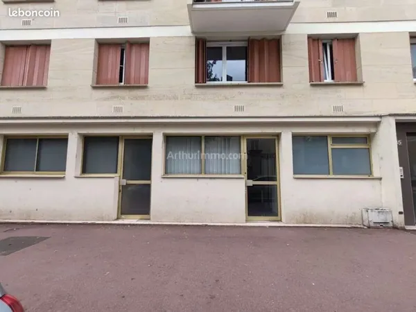 Local commercial 102 m² Villeneuve-Saint-Georges