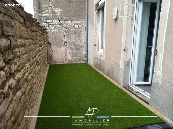 Studio 1 pièce 19 m²