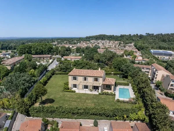 EXCEPTIONNEL A SAINT REMY DE PROVENCE