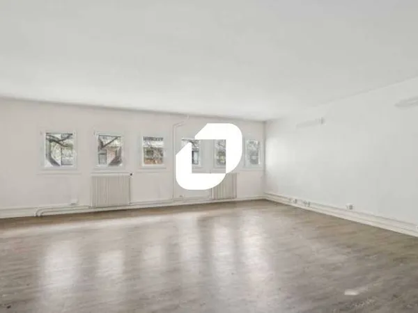 Bureaux 75 m²