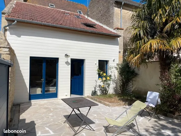 À louer maison de bourg en meublé