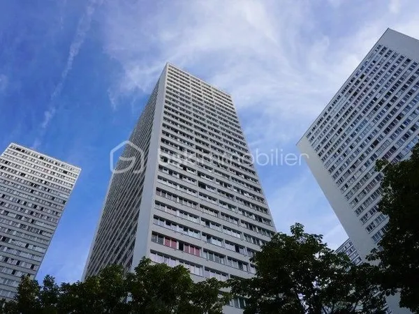 Parking 12 m²