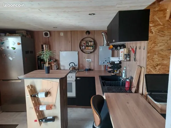 Terrain de loisir/cabanon autonome