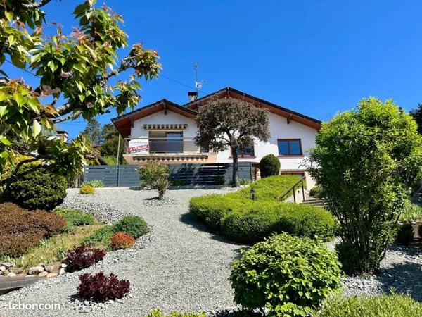 Maison 6 pièces 203 m²