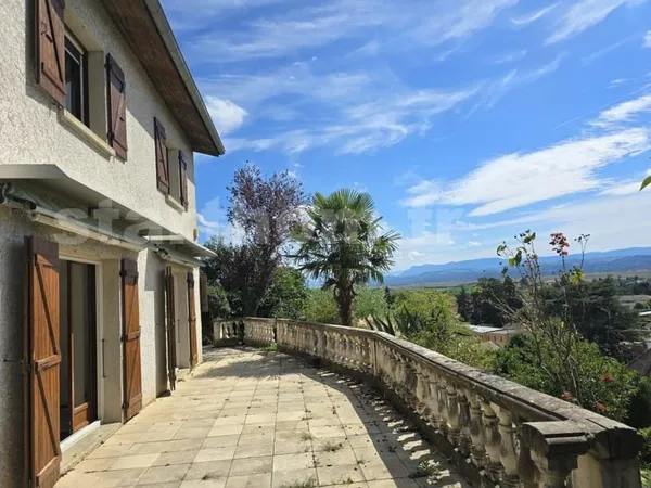 Maison 6 pièces 133 m²