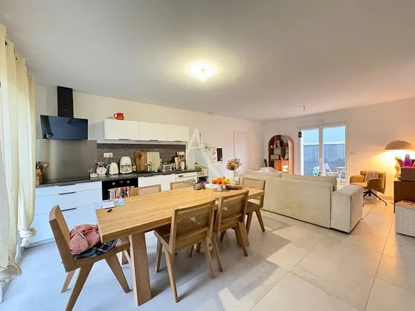 Maison de plain-pied 3 pièces 63 m²