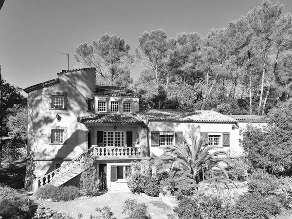 Maison 6 pièces 206 m²