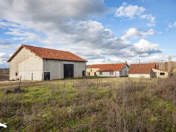 Corps de Ferme de 4 pièces principales