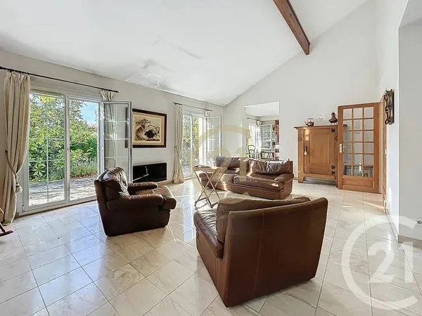 Maison 8 pièces 125 m²