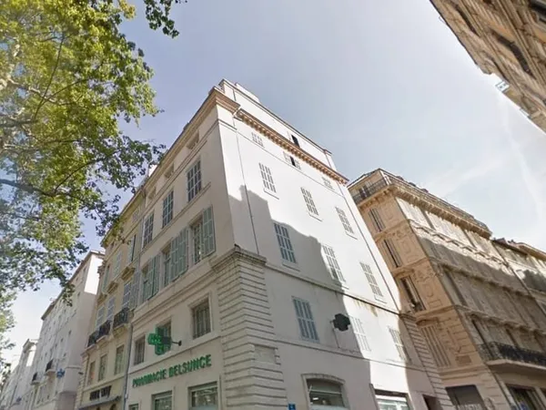IMMEUBLE 10 LOTS COEUR BELSUNCE - MARSEILLE 13001