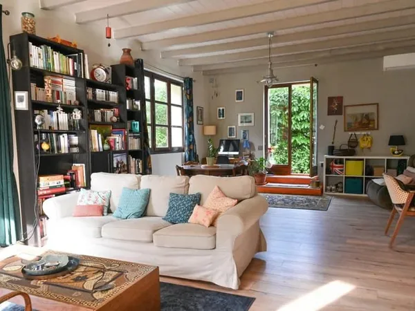 Maison familiale avec grand jardin
