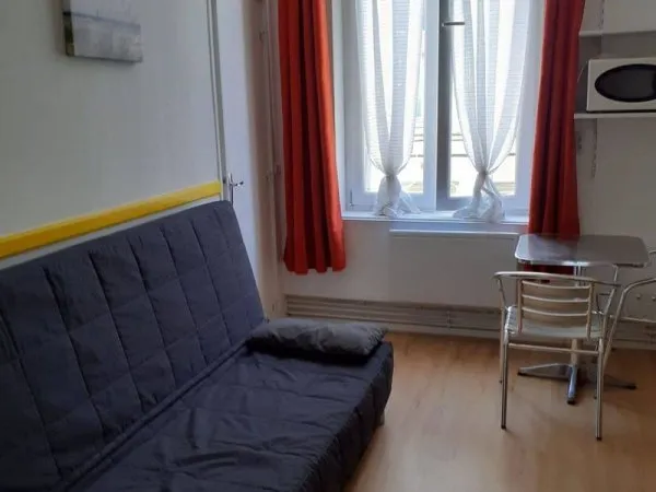 Studio 1 pièce 15 m²