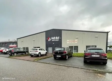 COIGNIERES VISIBILITE RN 10 LOCAL COMMERCIAL OU ACTIVITE 1250m2