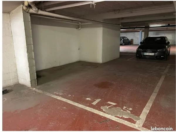 Location garage, Grand parking Paris 75007 180