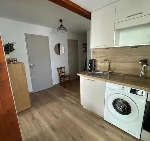 Appartement f2 32 m2 à l'année