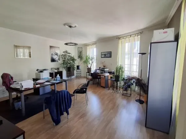 Appartement 4 pièces 106 m²