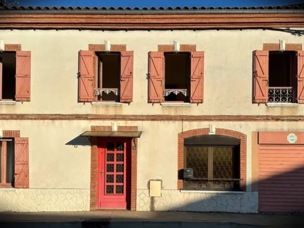 Montastruc la Conseillère 10 min, Maison de ville T8 de 208 m², terrain de 470 m2+atelier+caves